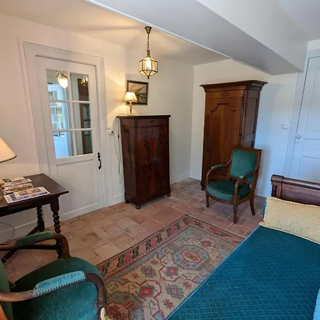 Maison Authentique Avec Piscine Et Jardin Prive A - Fr-1-653-278 Prázdninový dům Abzac (Charente)