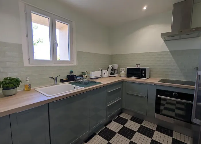 Authentique Avec Piscine&jardin En Charente - Fr-1-653-278 Abzac (Charente)