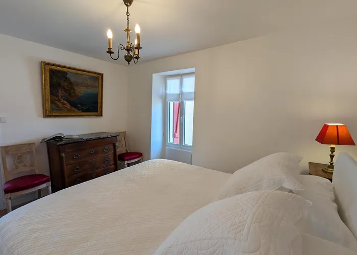 Authentique Avec Piscine&jardin En Charente - Fr-1-653-278 * Abzac (Charente)