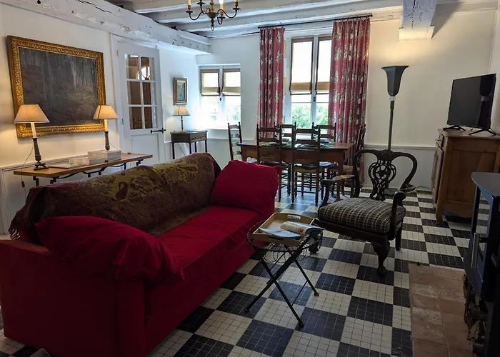 Authentique Avec Piscine&jardin En Charente - Fr-1-653-278 *